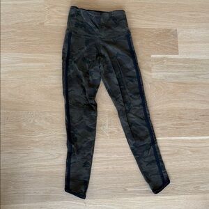 Strut this Camouflage Leggings